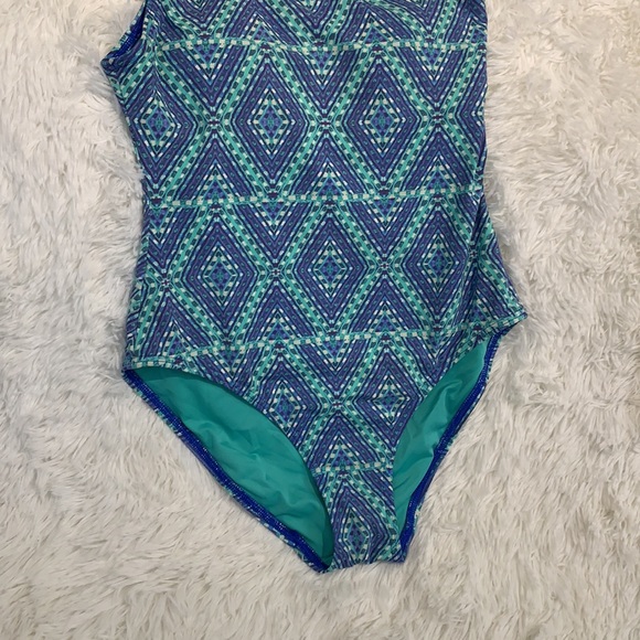 Echo size 8 one shoulder swim - Picture 3 of 6